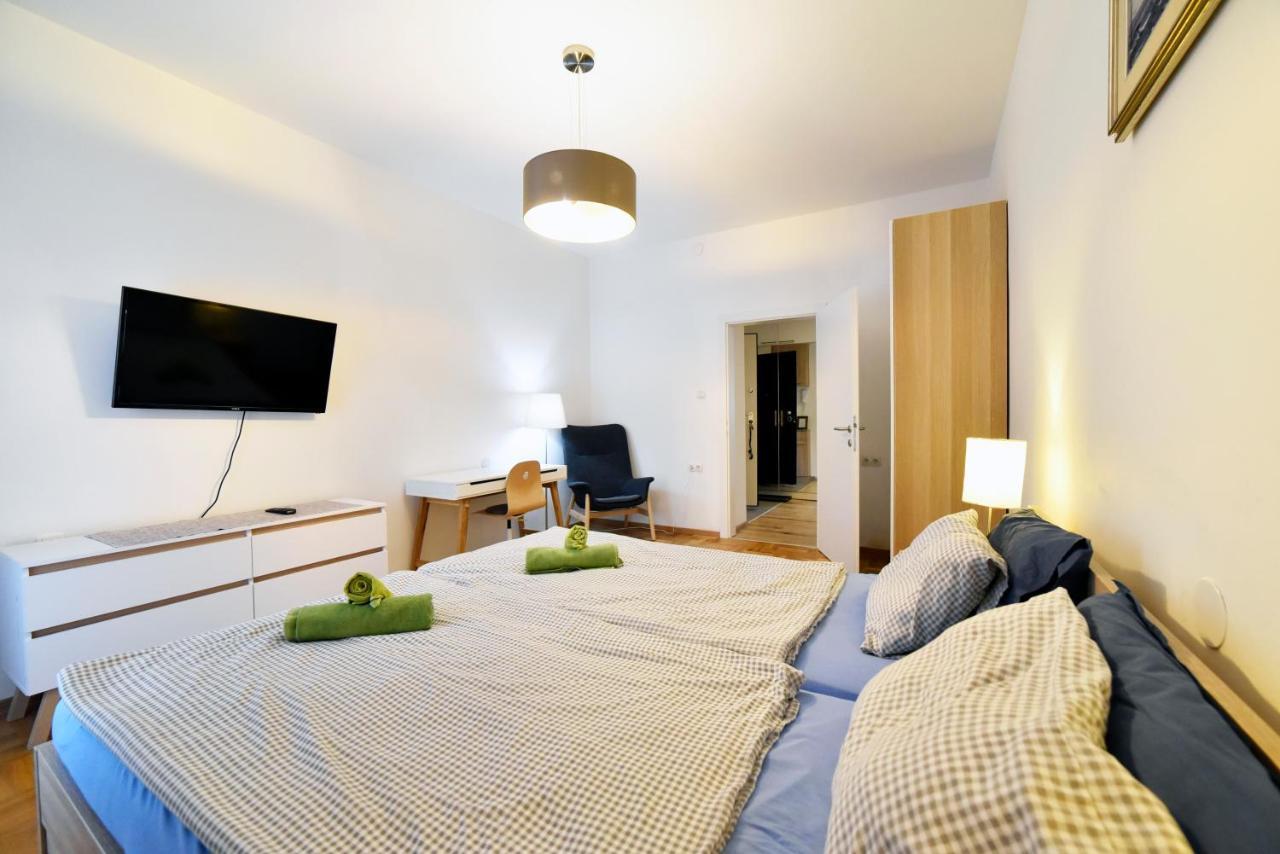 Luxery * Zagreb