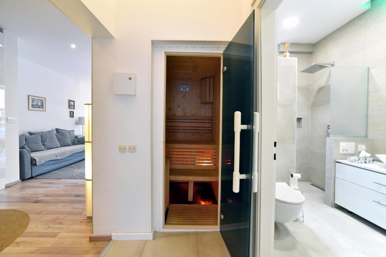 Luxery Apartment